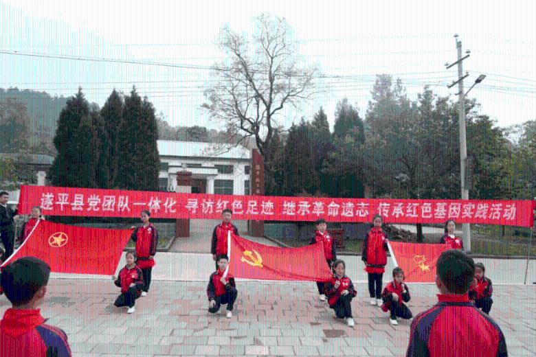 怎样加新闻早早报微信号游戏画面